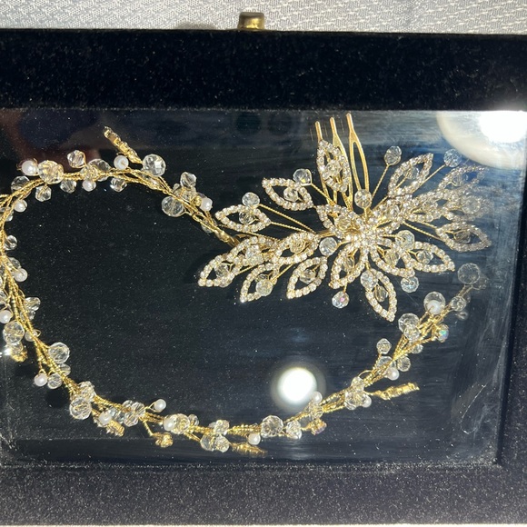 Hair gems for all ocasiones fits all head types comes with box - Picture 5 of 7